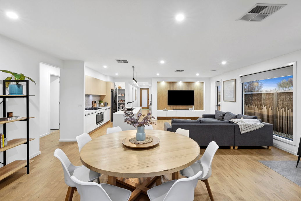 Video of 43-45 Madeira Street, ARMSTRONG CREEK  VIC  3217