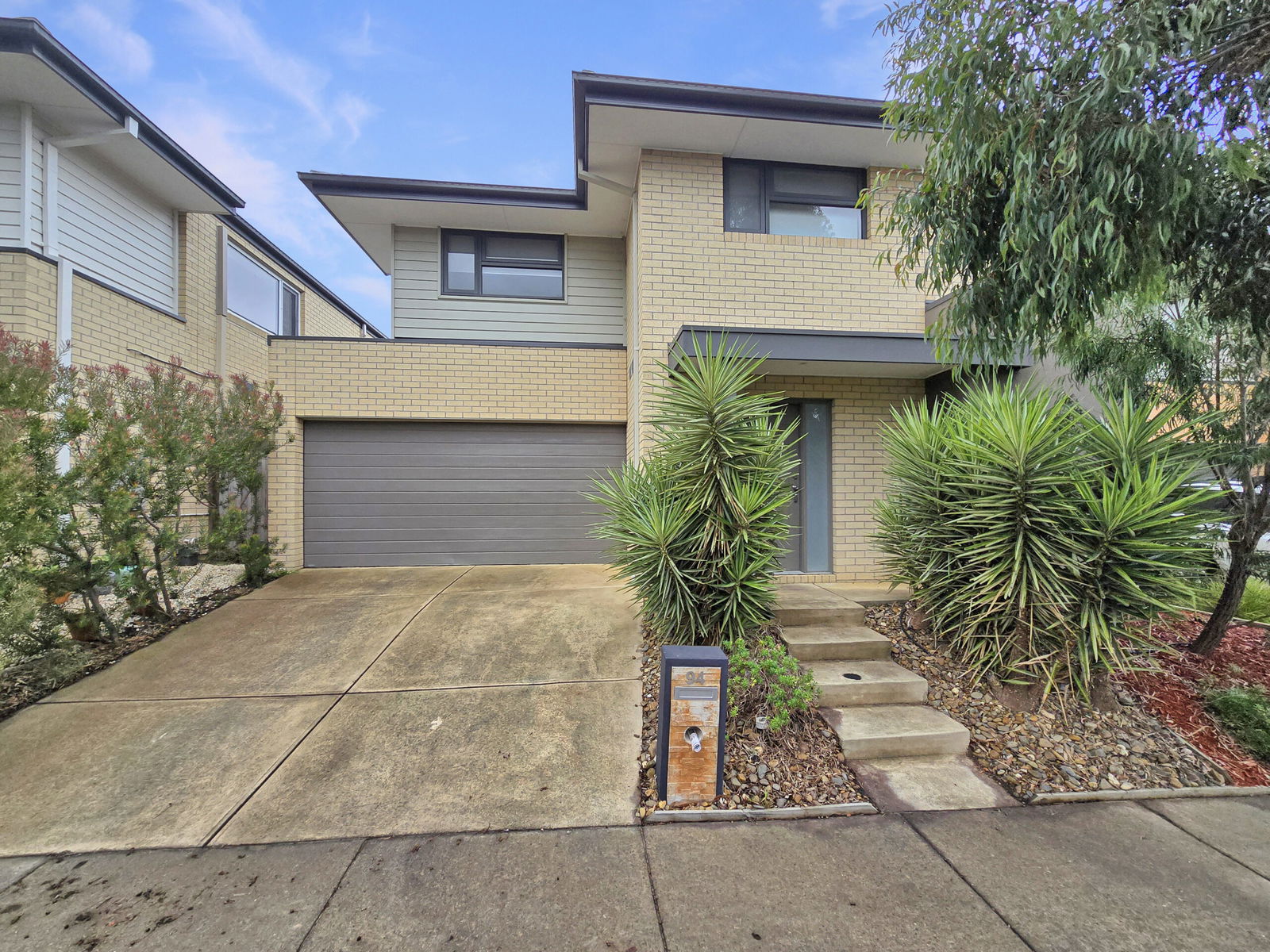 Image of 94 Armstrong Boulevard