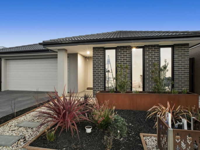 263 Warralily Boulevard