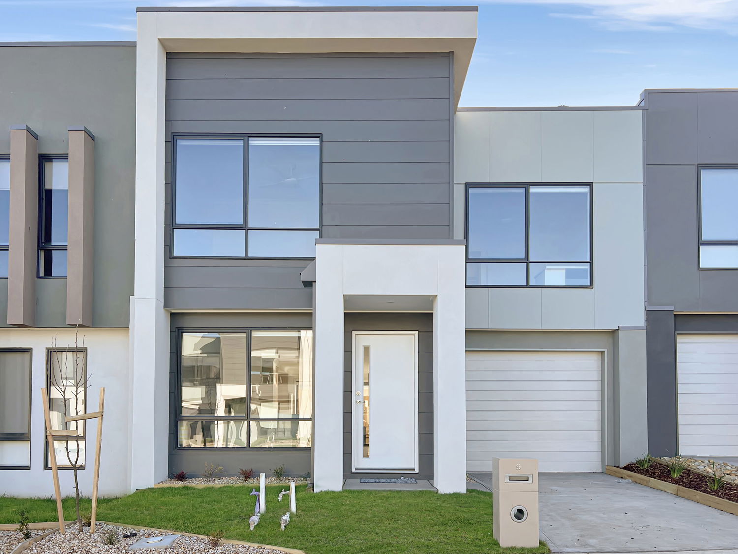 Listing image for 9 Eunomus Way, CHARLEMONT  VIC  3217