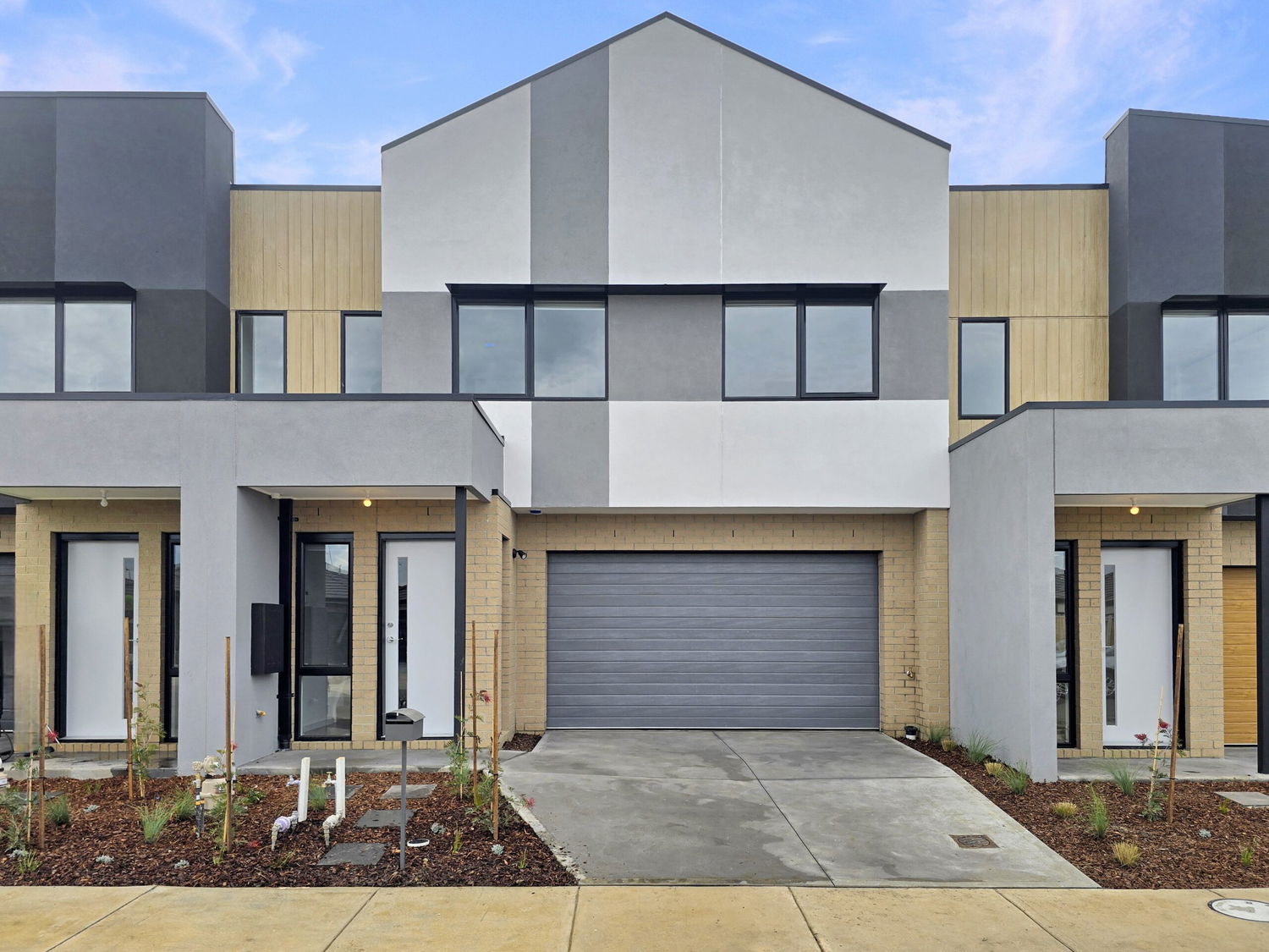 Listing image for 23 Consaw Street, ARMSTRONG CREEK  VIC  3217