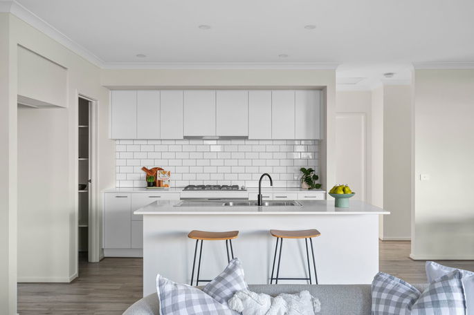 34 Silver Wattle Road