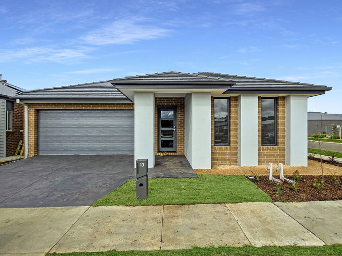 10 Sundews Crescent