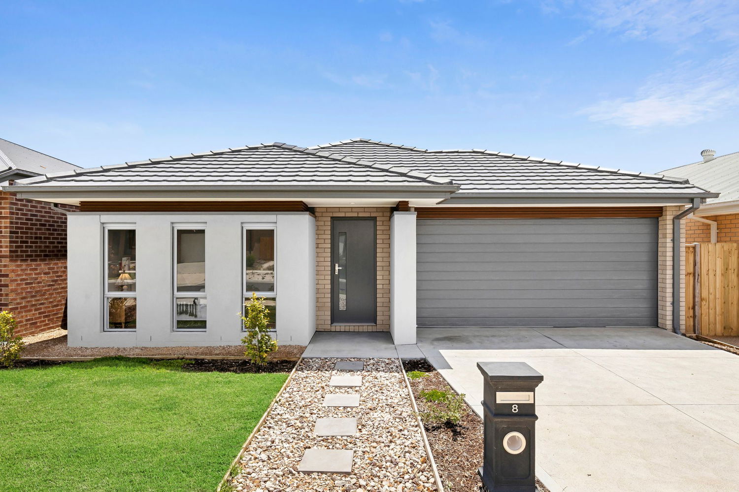 Listing image for 8 Unico Circuit, MOUNT DUNEED  VIC  3217