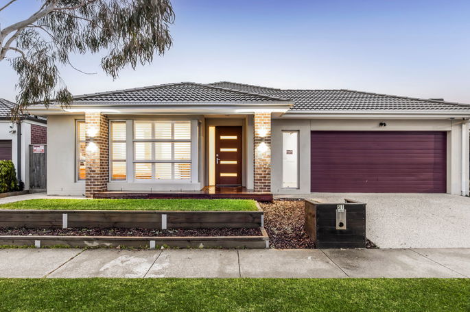 51 Compass Way