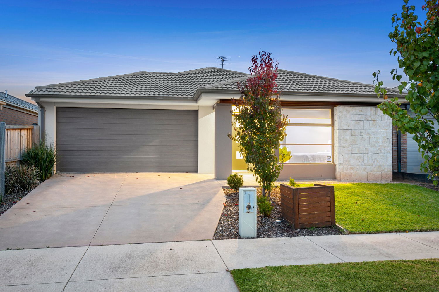 Listing image for 7 Oakdale Street, CHARLEMONT  VIC  3217