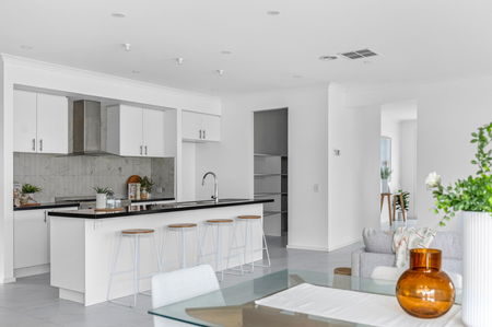 15 Harkness Boulevard