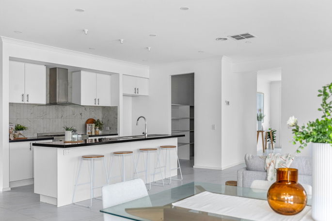 15 Harkness Boulevard