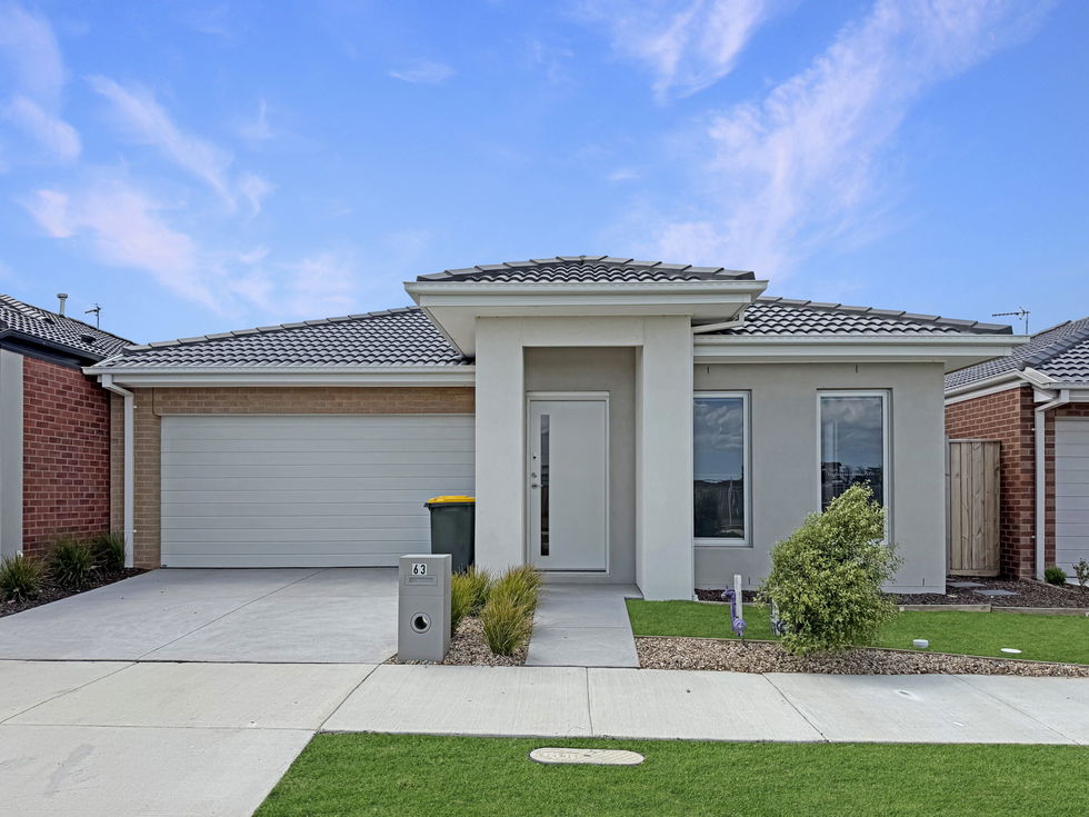 63 Gilroy Crescent CHARLEMONT