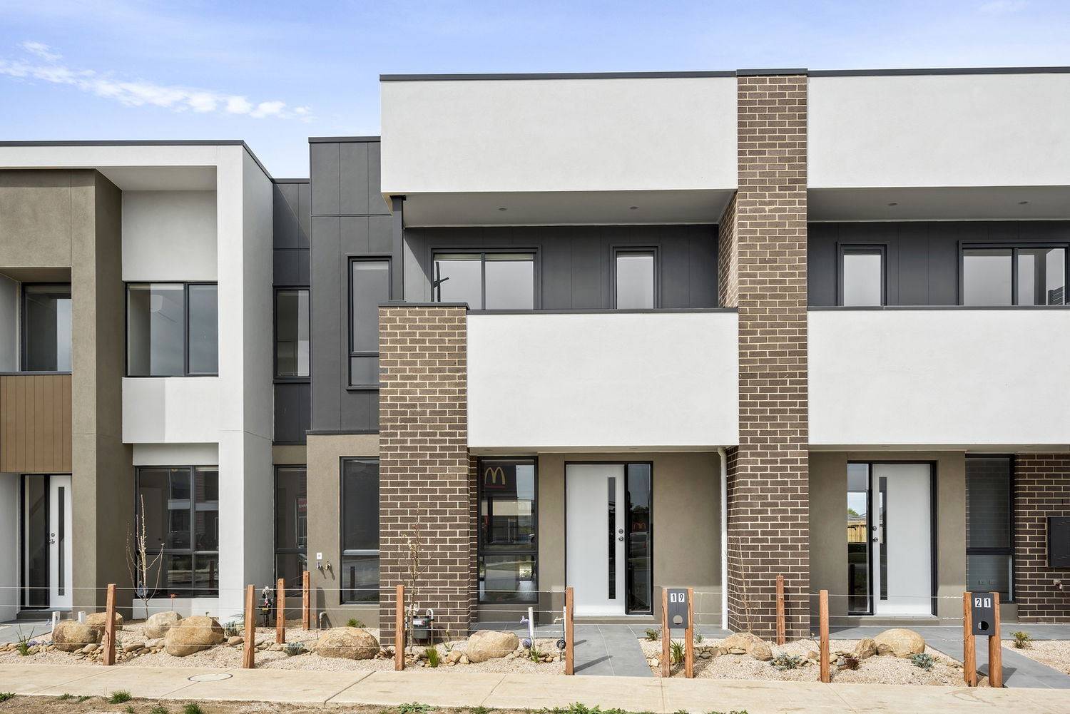 Listing image for 19 Longreach Road, ARMSTRONG CREEK  VIC  3217