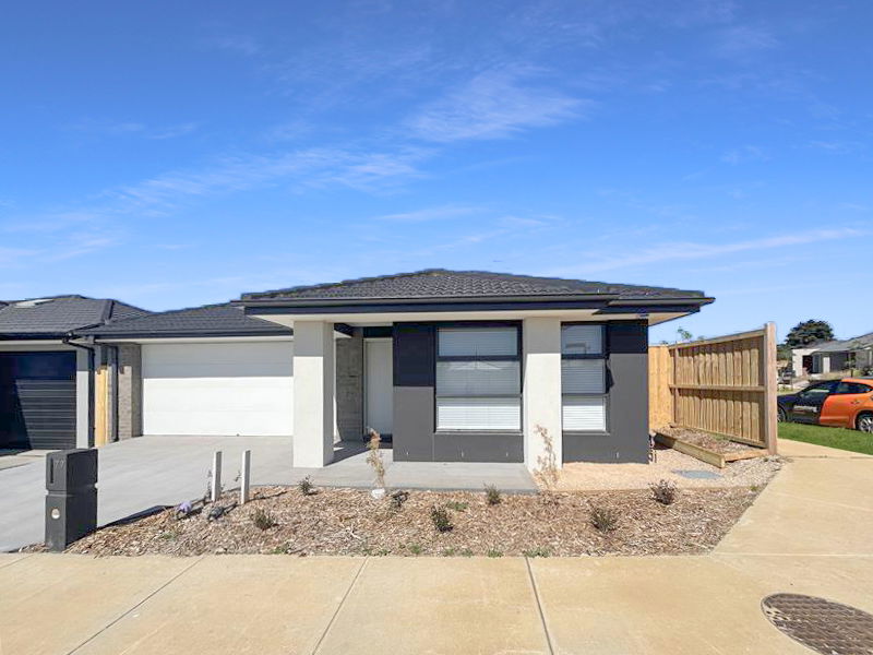 Listing image for 77 Munro Drive, CHARLEMONT  VIC  3217