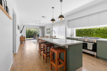 20 Chamberlain Drive