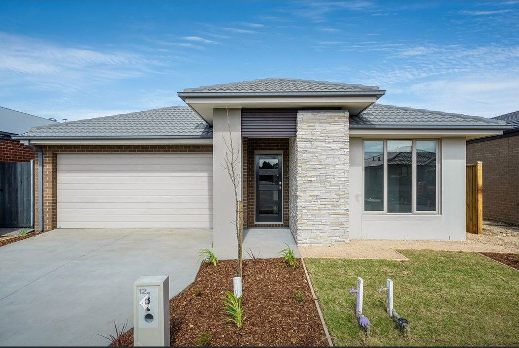 Listing image for 12 Beaumont Avenue, CHARLEMONT  VIC  3217