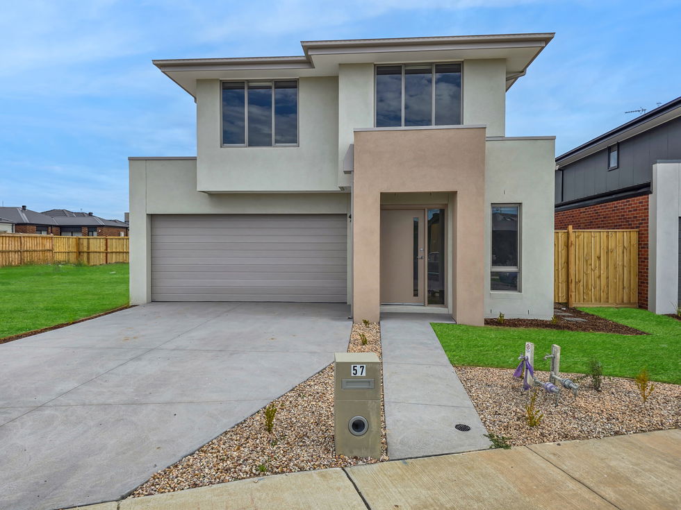57 Gilroy Crescent CHARLEMONT