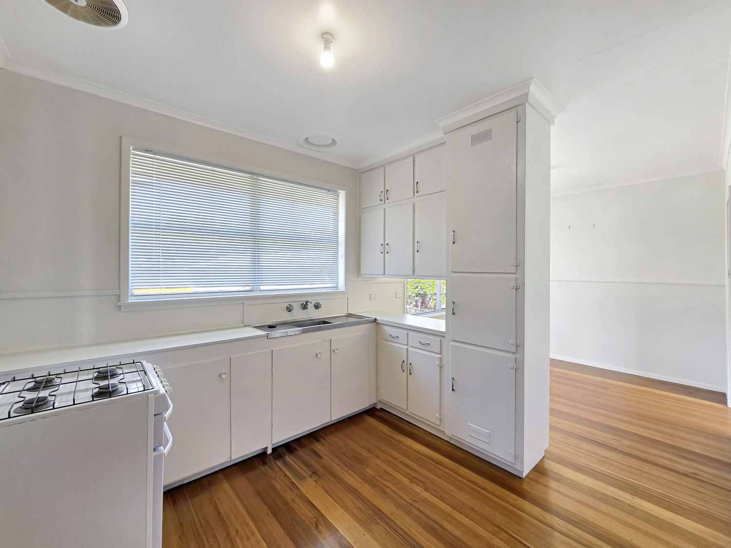 Listing image for 25 Coxon Parade, NORTH GEELONG  VIC  3215