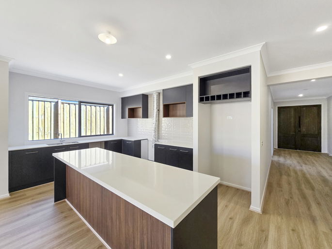 64 Tranquility Crescent