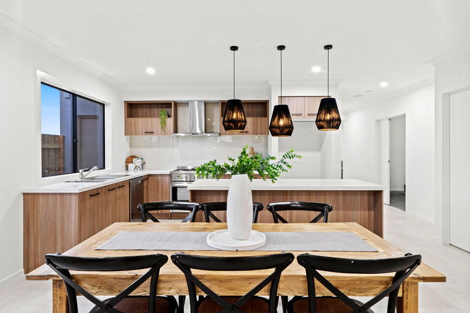 42 Blackwattle Drive