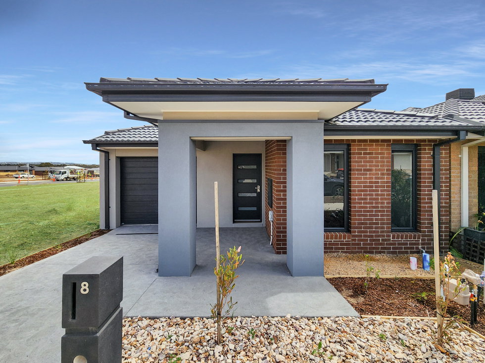 8 Walter Street CHARLEMONT