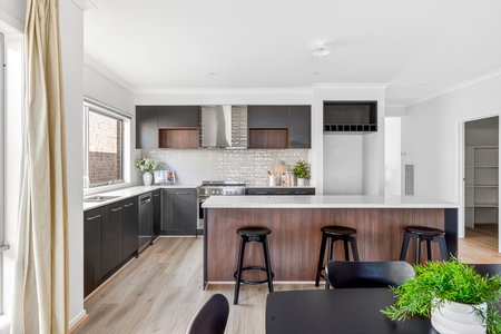 64 Tranquility Crescent