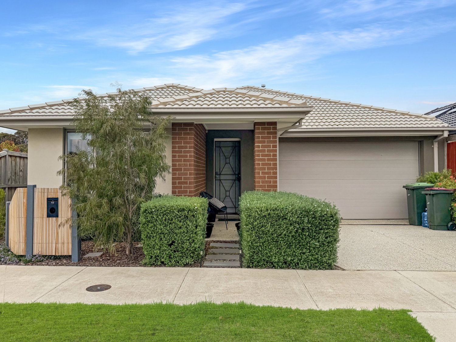 Listing image for 10 Swansea Way, ARMSTRONG CREEK  VIC  3217