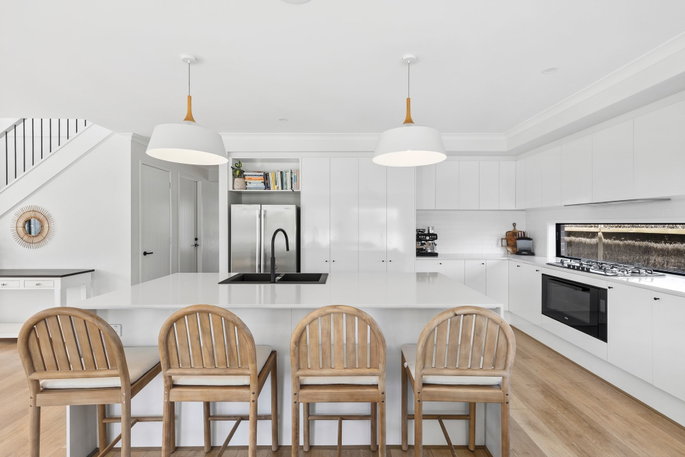 33 Volant Drive