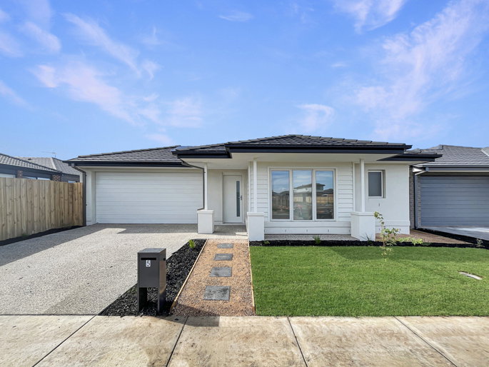 5 Bayberry Street