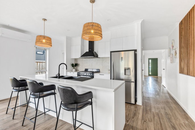 63 Buchanan Boulevard