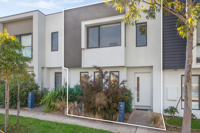 13 Parkfield Boulevard