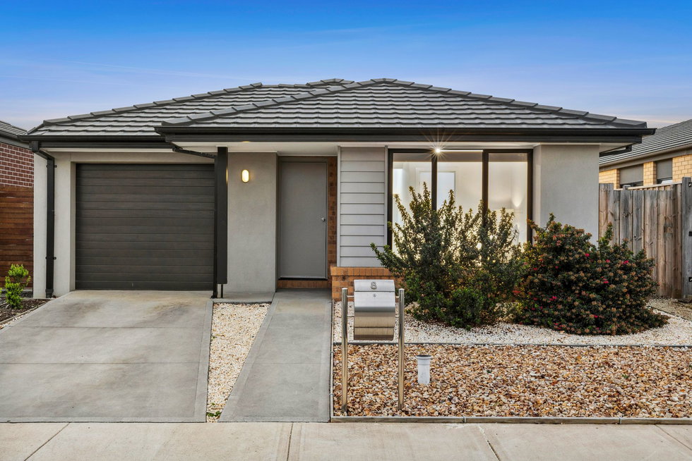 8 Ackerman Street ARMSTRONG CREEK