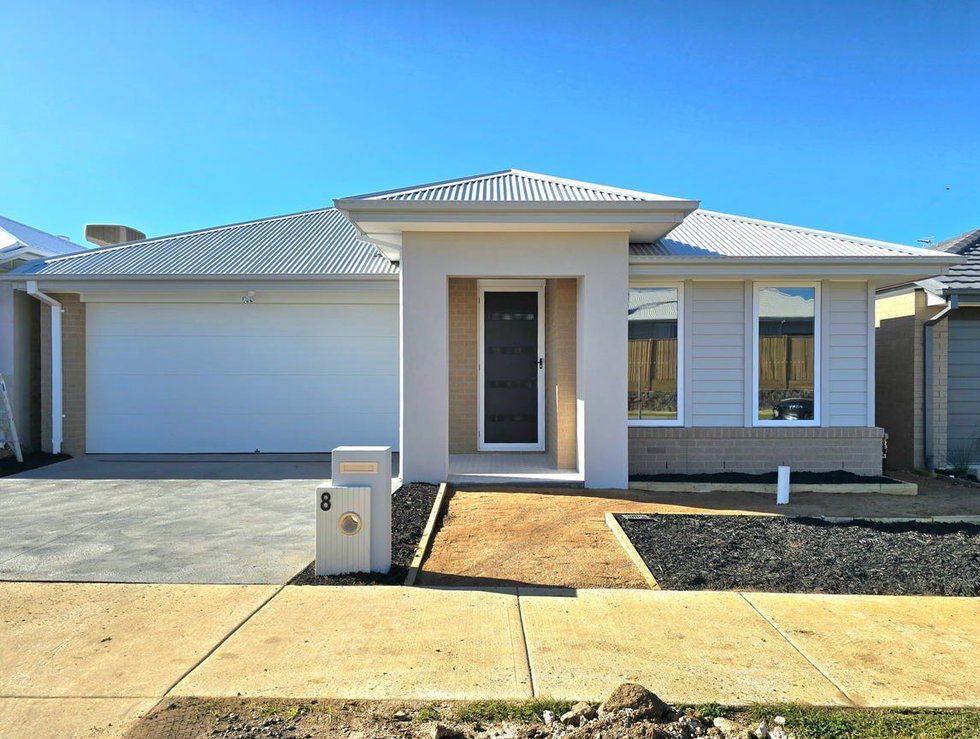 8 Eucalypt Street ARMSTRONG CREEK