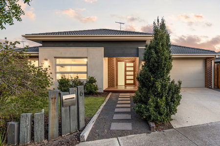 6 Harvey Avenue