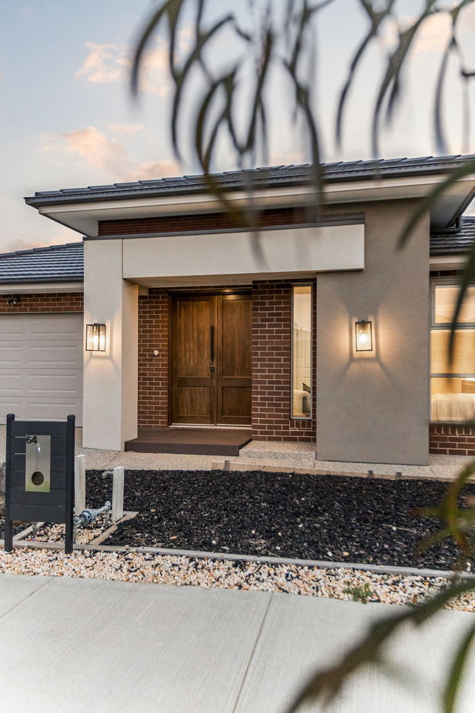 64 Tranquility Crescent