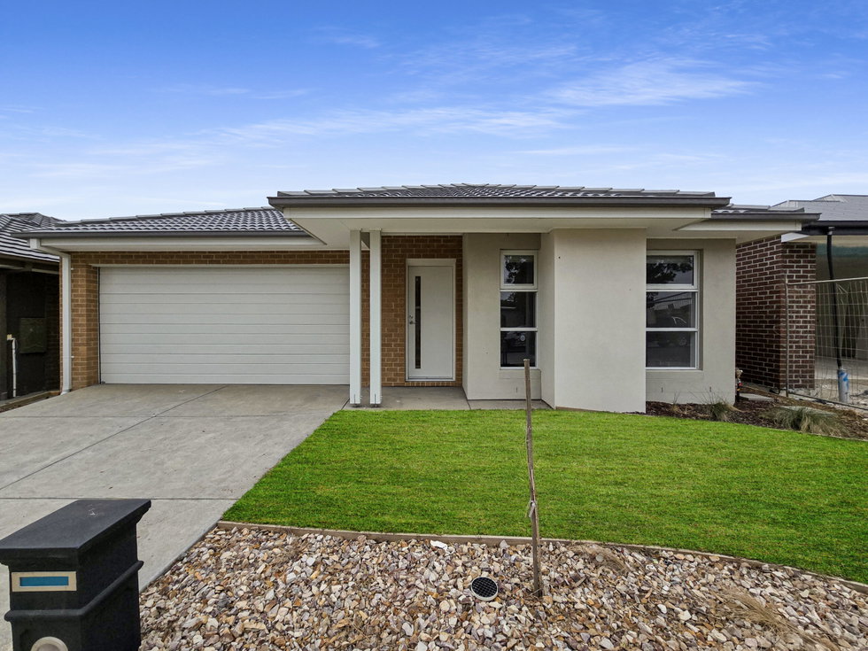 18 Codrington Street CHARLEMONT