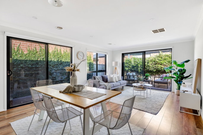 52 Aspect Road