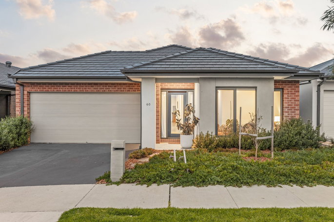60 Tranquility Crescent