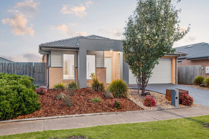 32 Delta Drive