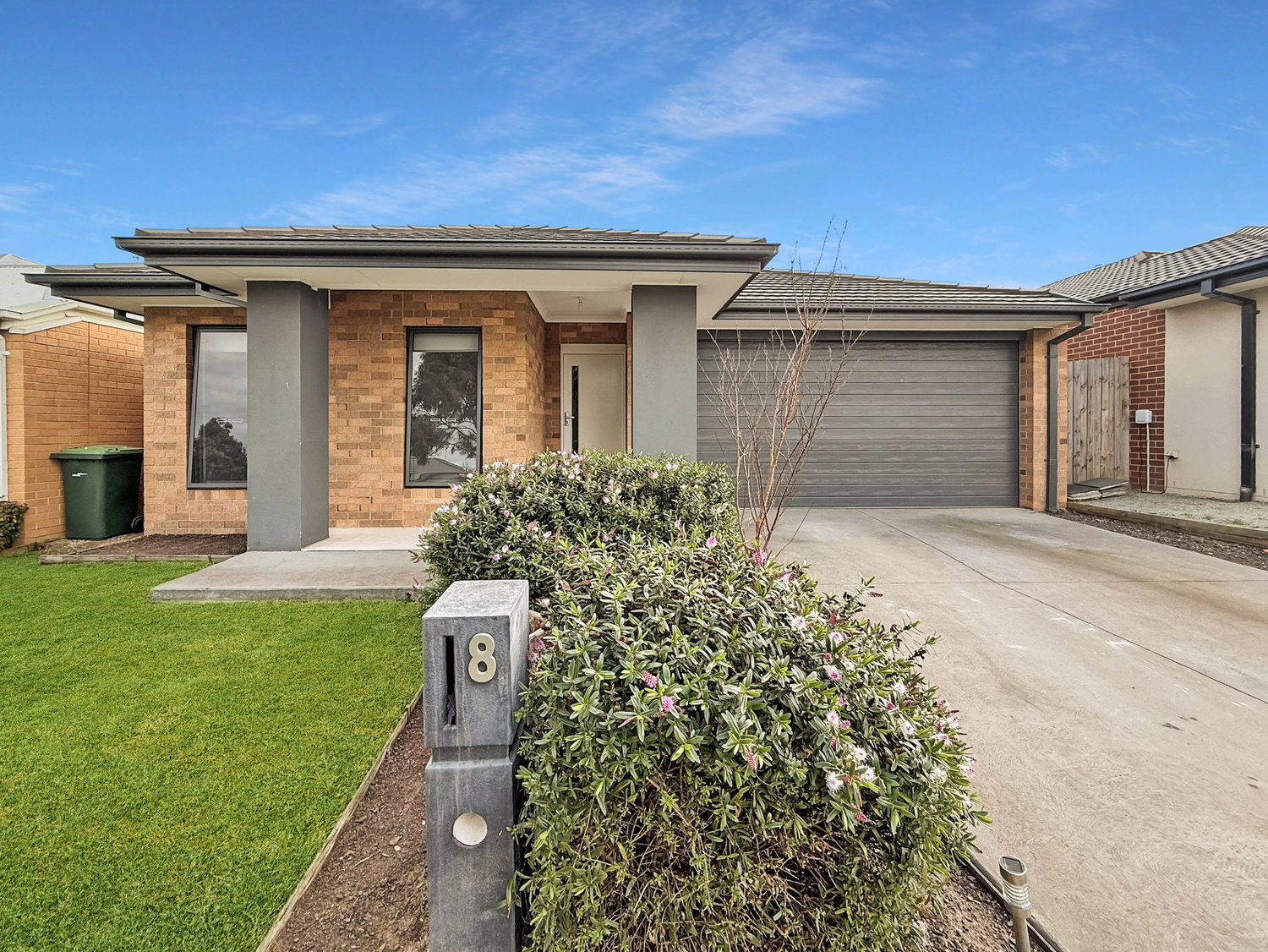 Listing image for 8 Efficient Avenue, MOUNT DUNEED  VIC  3217