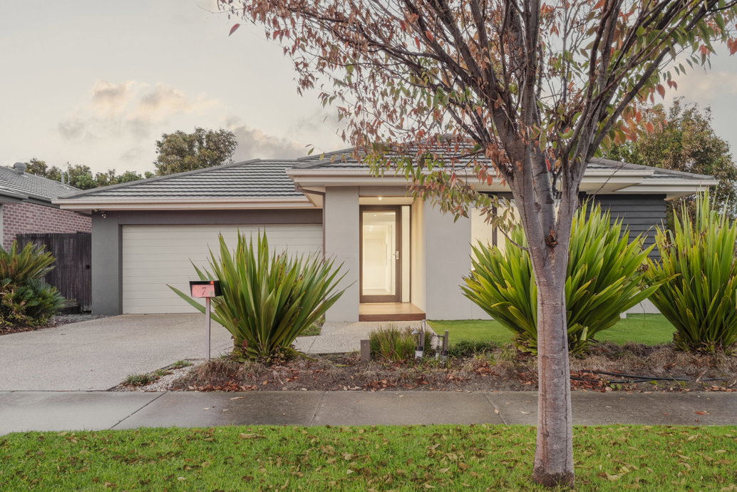 Video of 7 Lampard Street, ARMSTRONG CREEK  VIC  3217