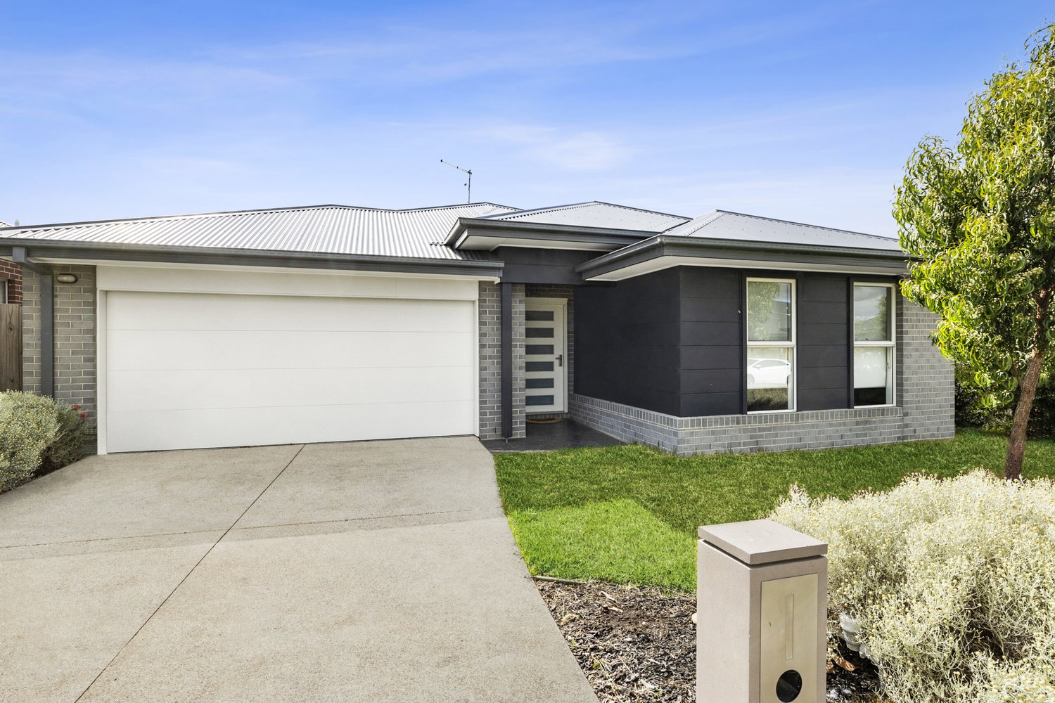 Listing image for 10 McCormack Avenue, ARMSTRONG CREEK  VIC  3217