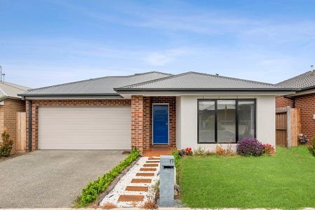 17 Vaughan Drive