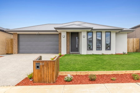 44 Sittela Street