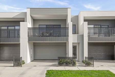 3 Beverly Way