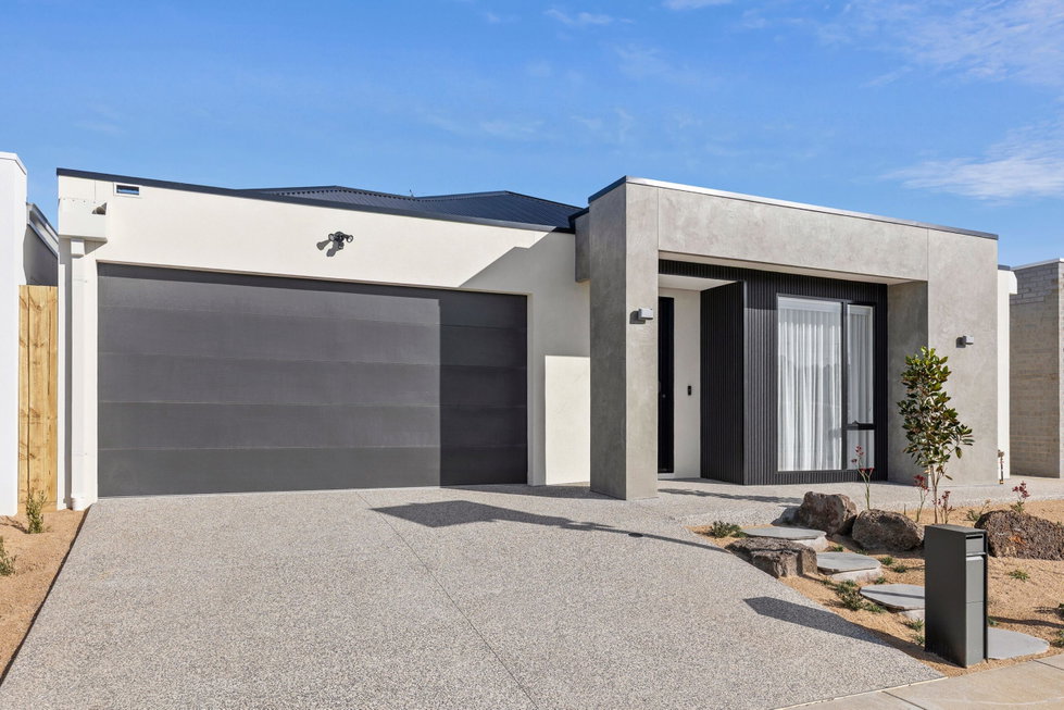 5 Danaher Avenue WAURN PONDS