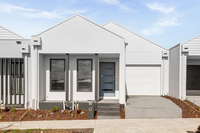 25 Berkeley Drive
