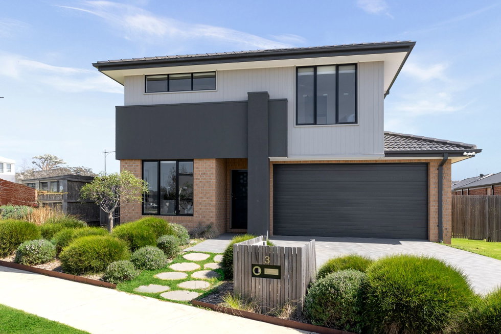 3 Sevenhill Drive MOUNT DUNEED