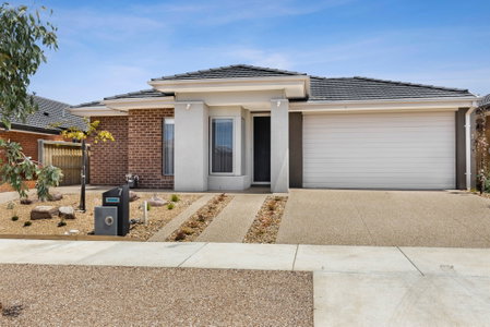 7 Canary Drive