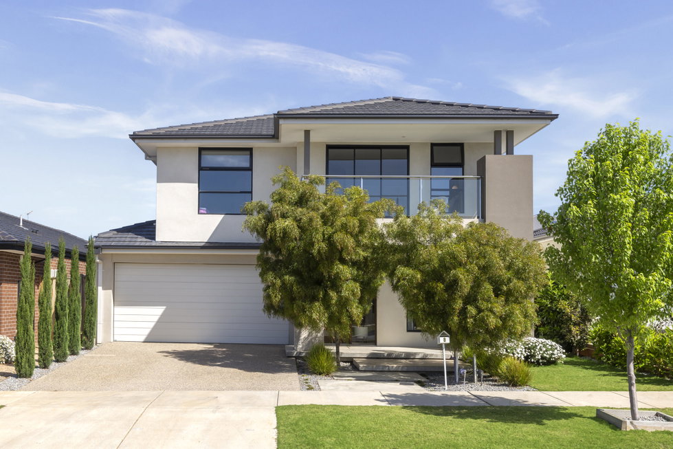 8 Mentelle Street MOUNT DUNEED
