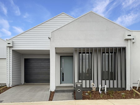 27 Berkeley Drive