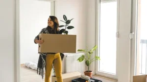 MOVING HOME CHECKLIST