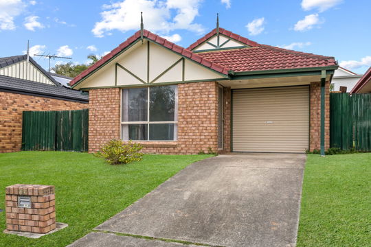 43 Glenside Street, Wavell Heights  QLD  4012